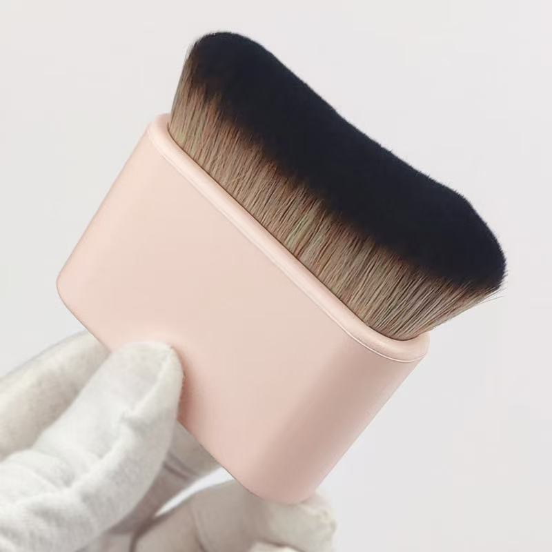 Glowe Brush